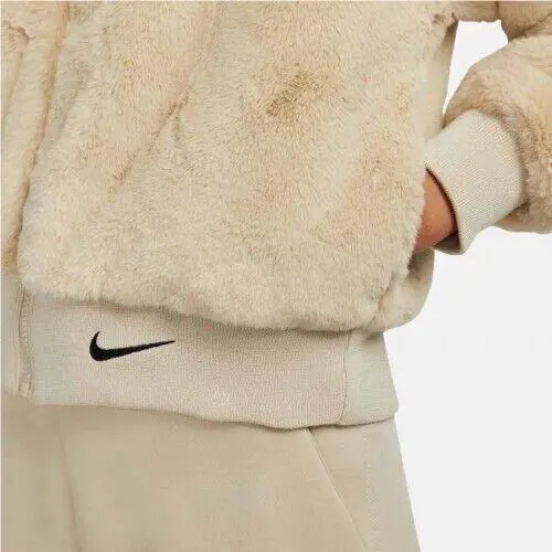 Nike clothing - Beige/Black (UPC: 195242372418) 3