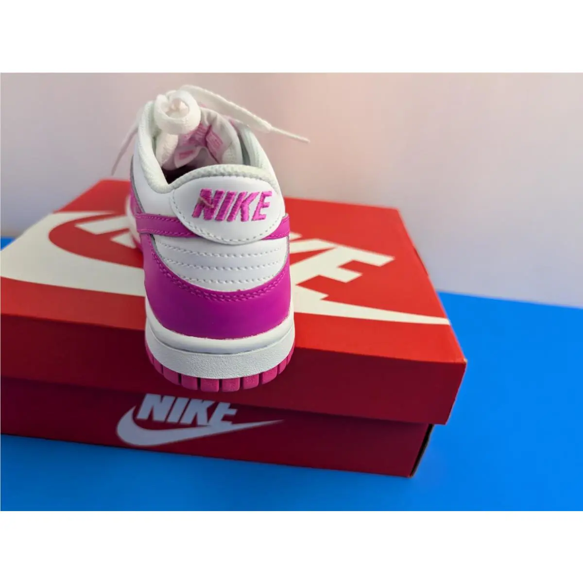 Nike shoes - White and Pink 12