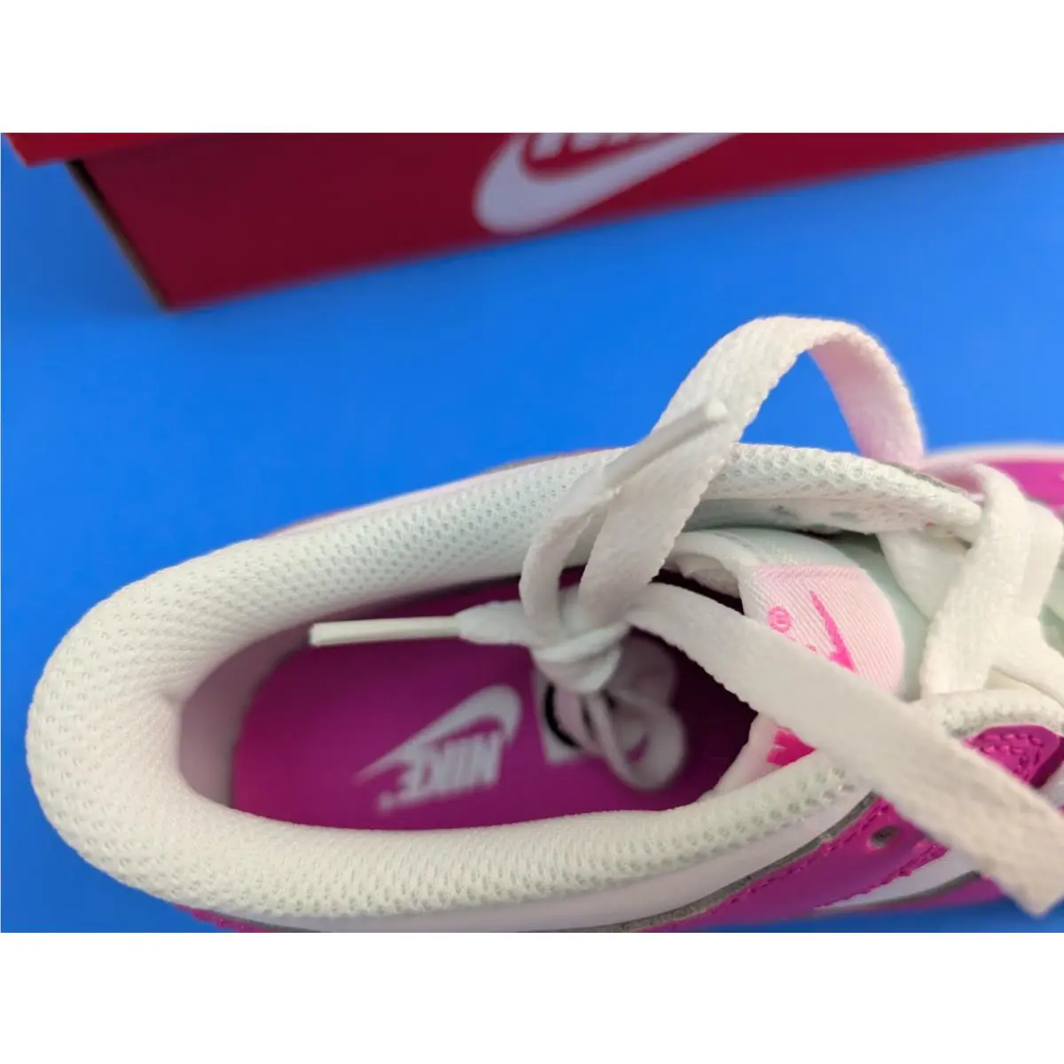 Nike shoes - White and Pink 5