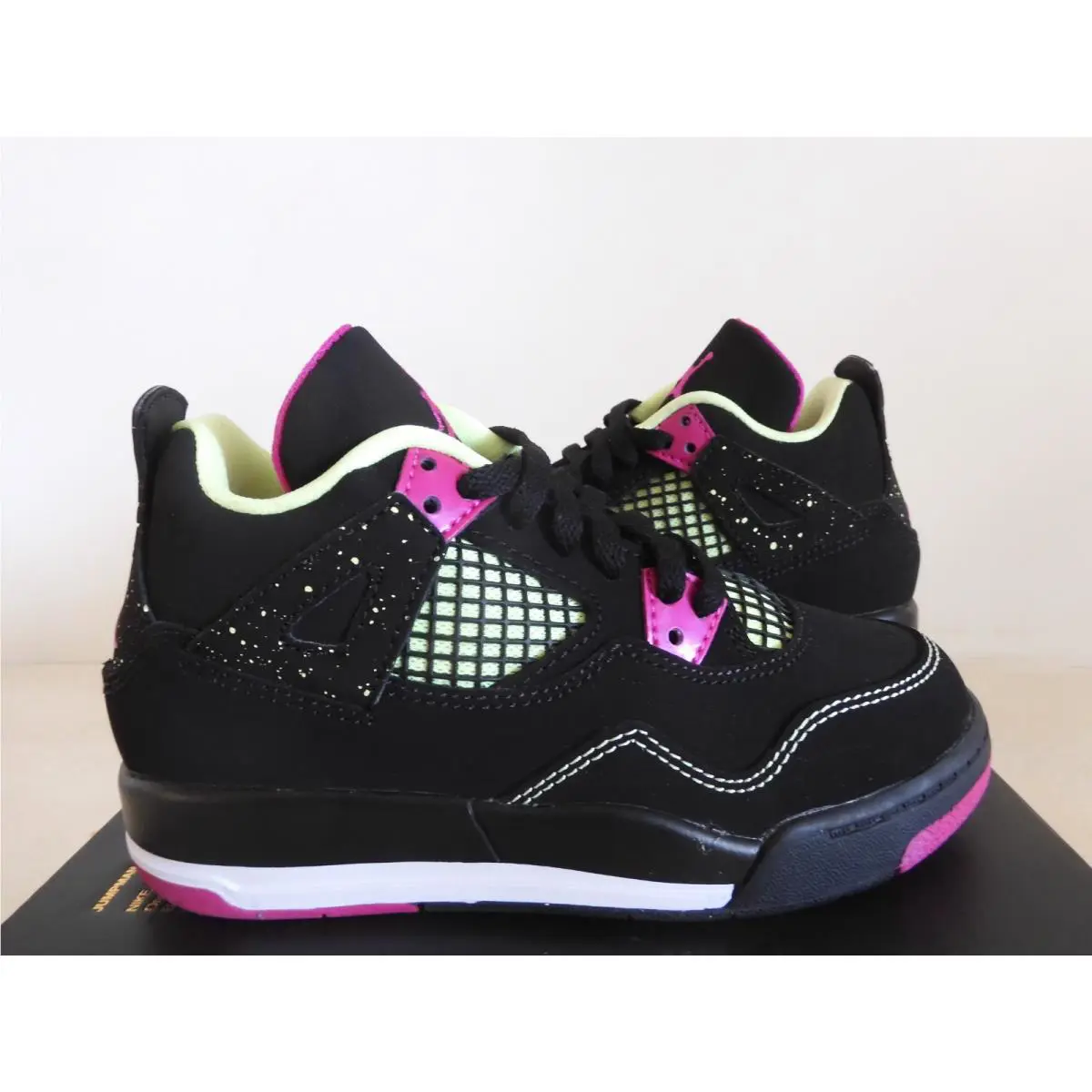 Nike shoes - Air Jordan 4 - Air - Black (UPC: 888408081322) 0