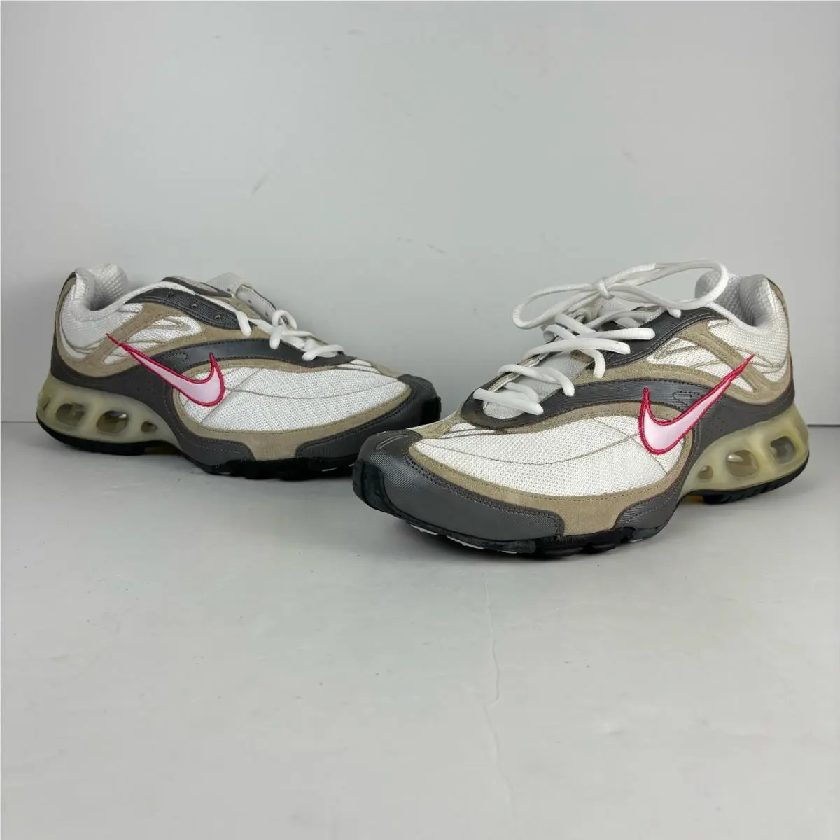 Nike shoes - White 0