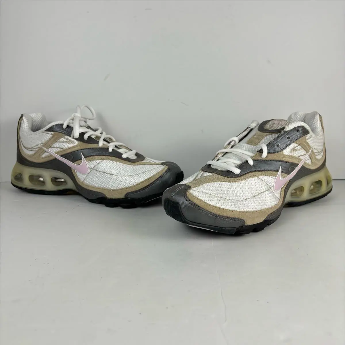 Nike shoes - White 1