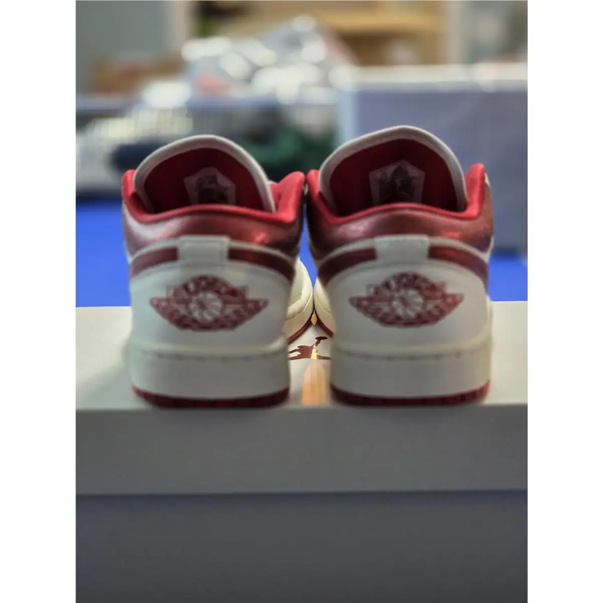 Nike shoes - Air Jordan 1 - Air - White 2