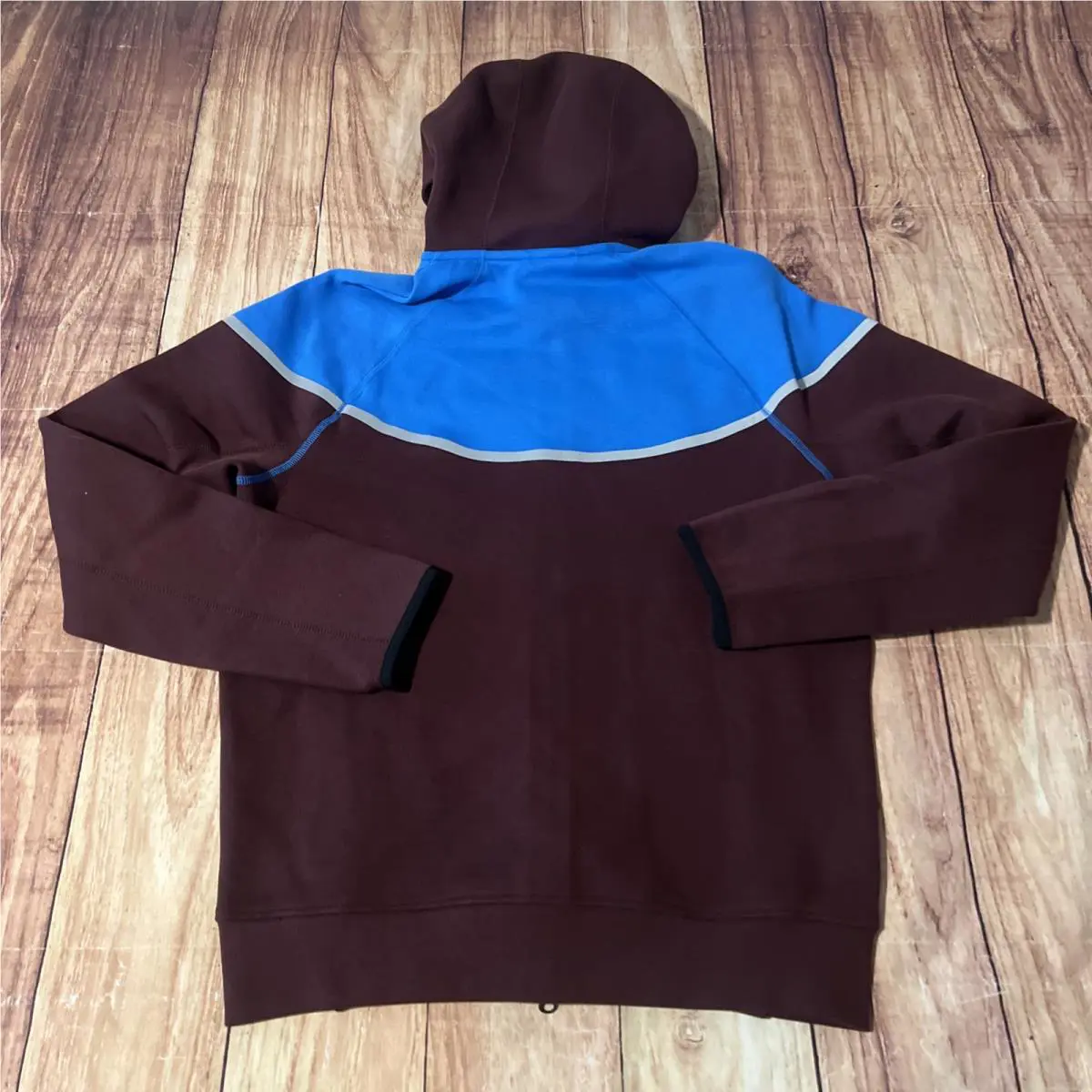 Nike clothing - Burgundy Crush/Light Photo Blue 1