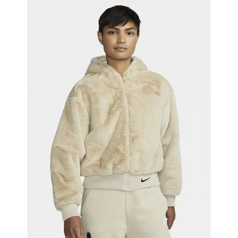 Nike clothing - Beige/Black (UPC: 195242372418) 0