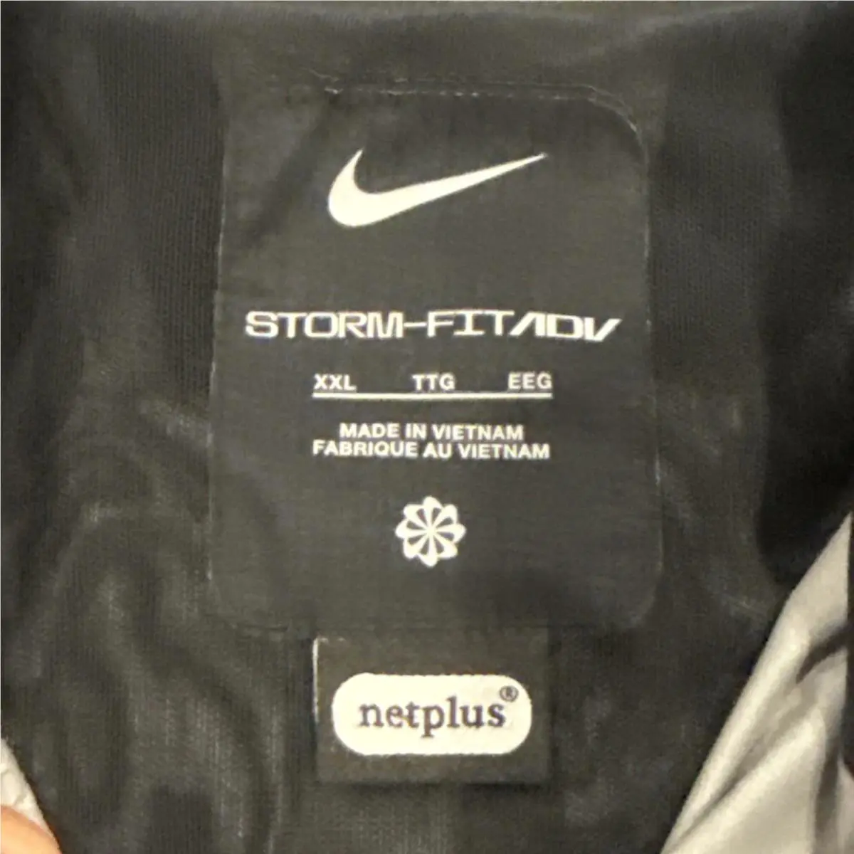 Nike clothing - Nike Dri-Fit - Black/Summit White (UPC: 0197598920503) 2