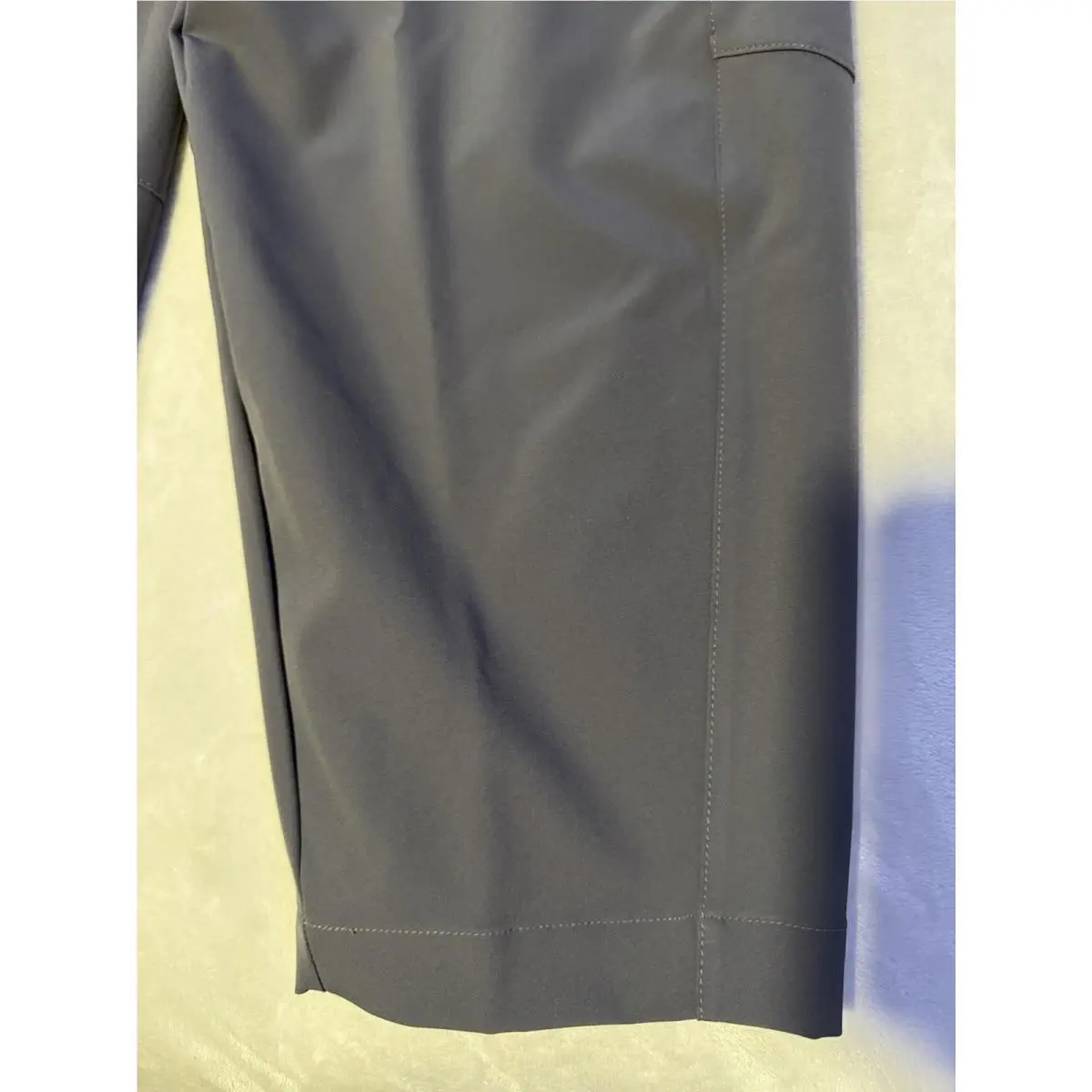 Nike clothing - Gray (UPC: 0198484298027) 0