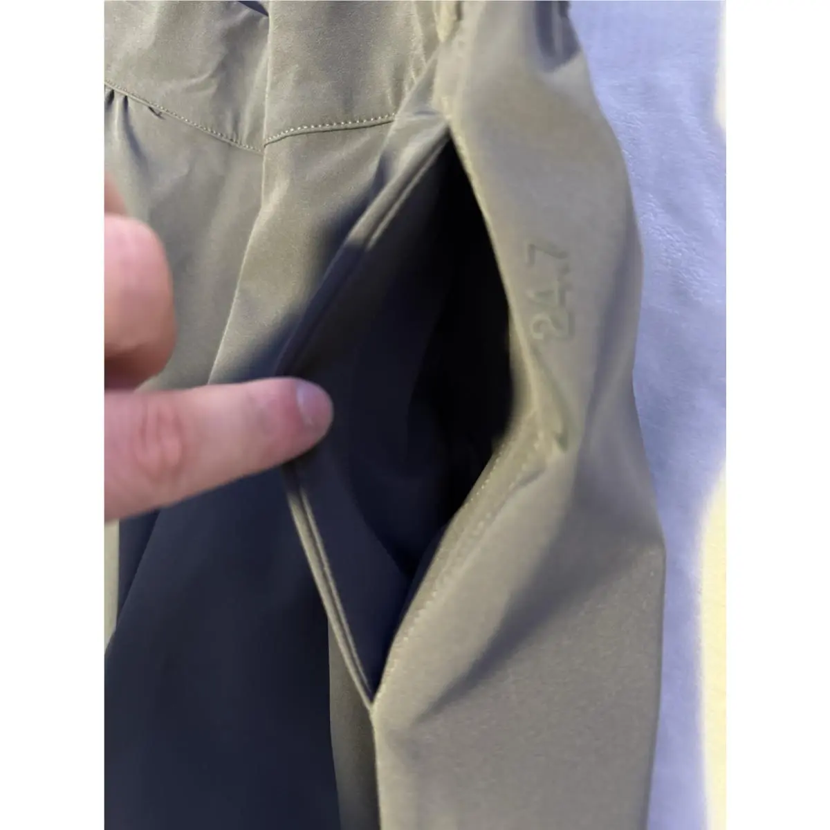 Nike clothing - Gray (UPC: 0198484298027) 1