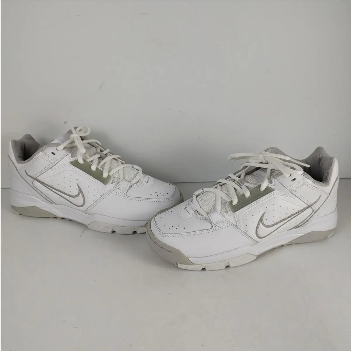Nike shoes - White 0