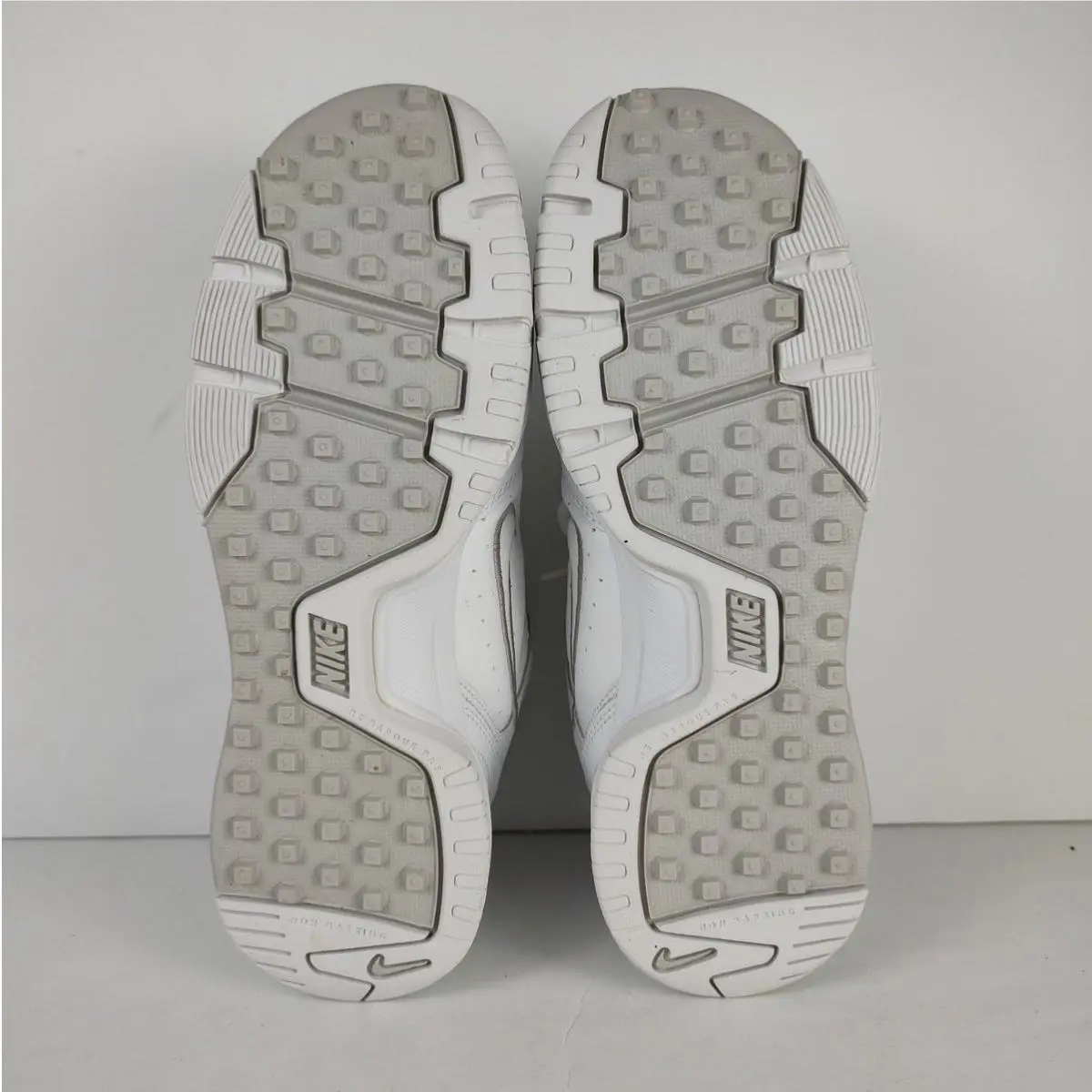 Nike shoes - White 6