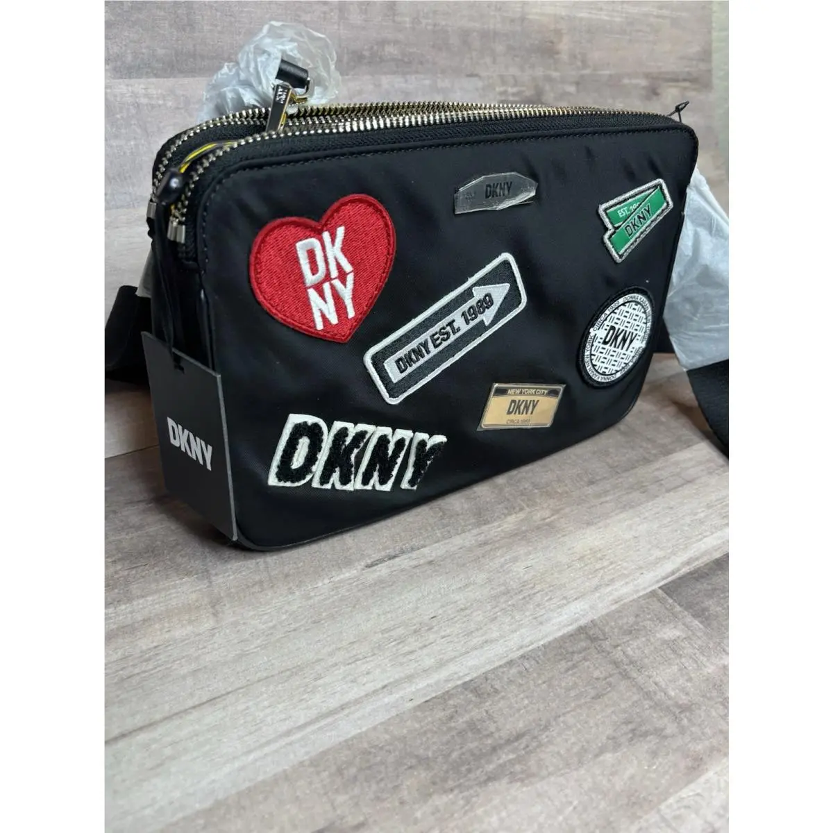 Dkny Nyc Capsule Small Camera Bag Crossbody Purse with Colorful NY Patches