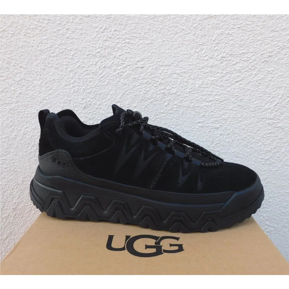 UGG shoes - UGG CapTrail - CapTrail - Black (UPC: 197634326399) 2