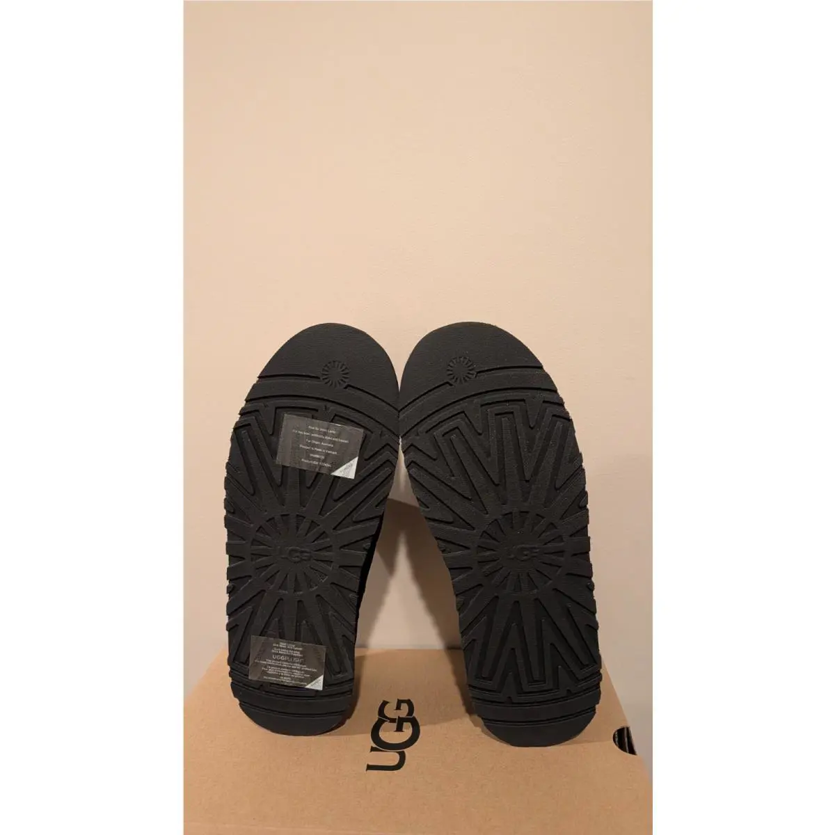 UGG shoes - Black 3