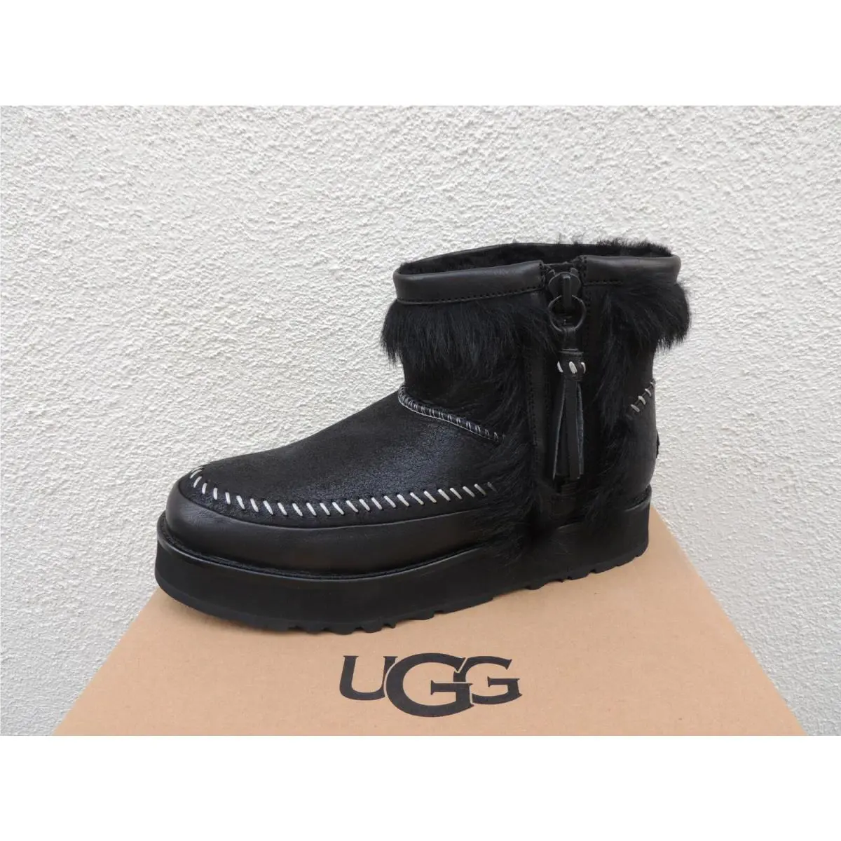 UGG shoes - UGG Fluff Punk Boot - Fluff Punk Boot - Black (UPC: 192410157129) 0