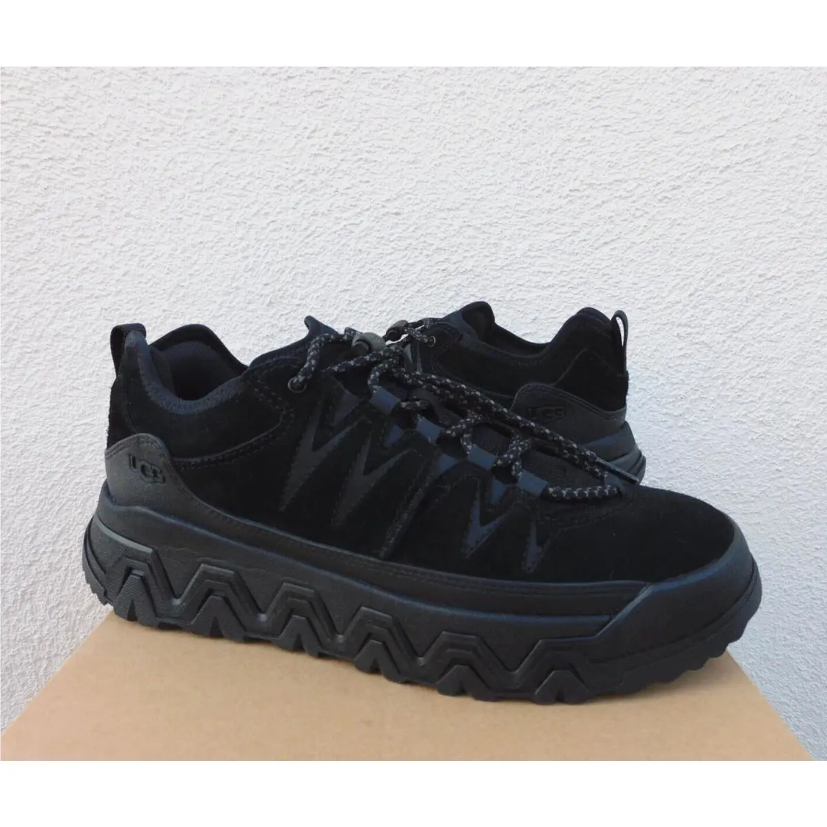 UGG shoes - UGG CapTrail - CapTrail - Black (UPC: 197634326412) 1