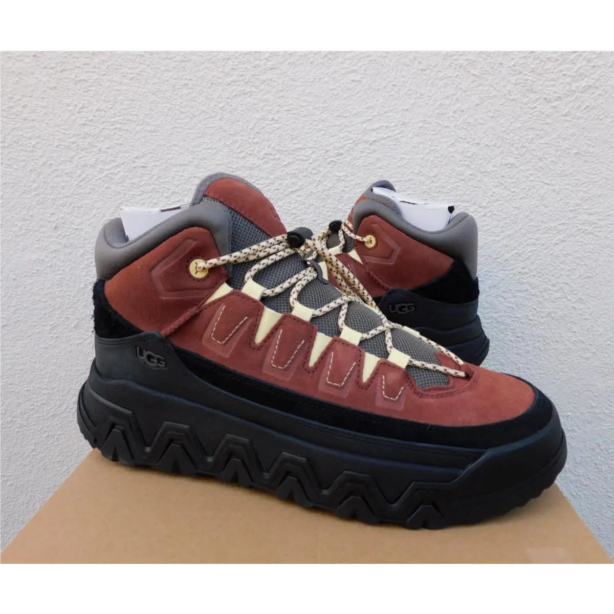 UGG shoes - UGG CapTrail - CapTrail - Red Jasper (UPC: 197634327044) 0