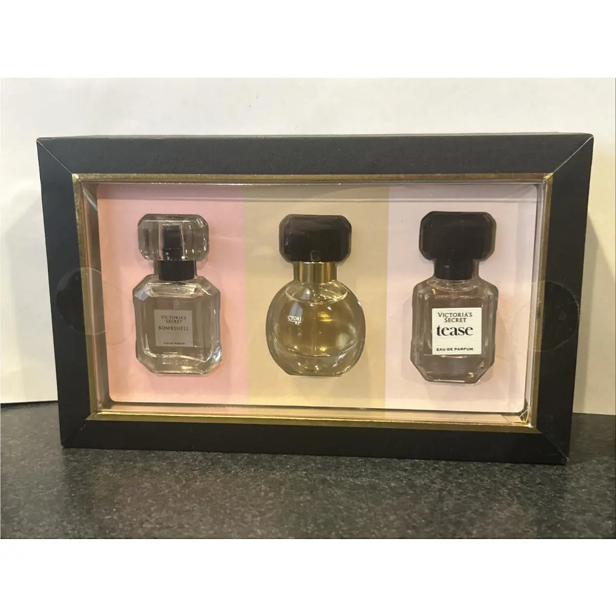 Victoria`s Secret Bombshell Bare Tease Deluxe Mini Eau DE Parfum Trio Set
