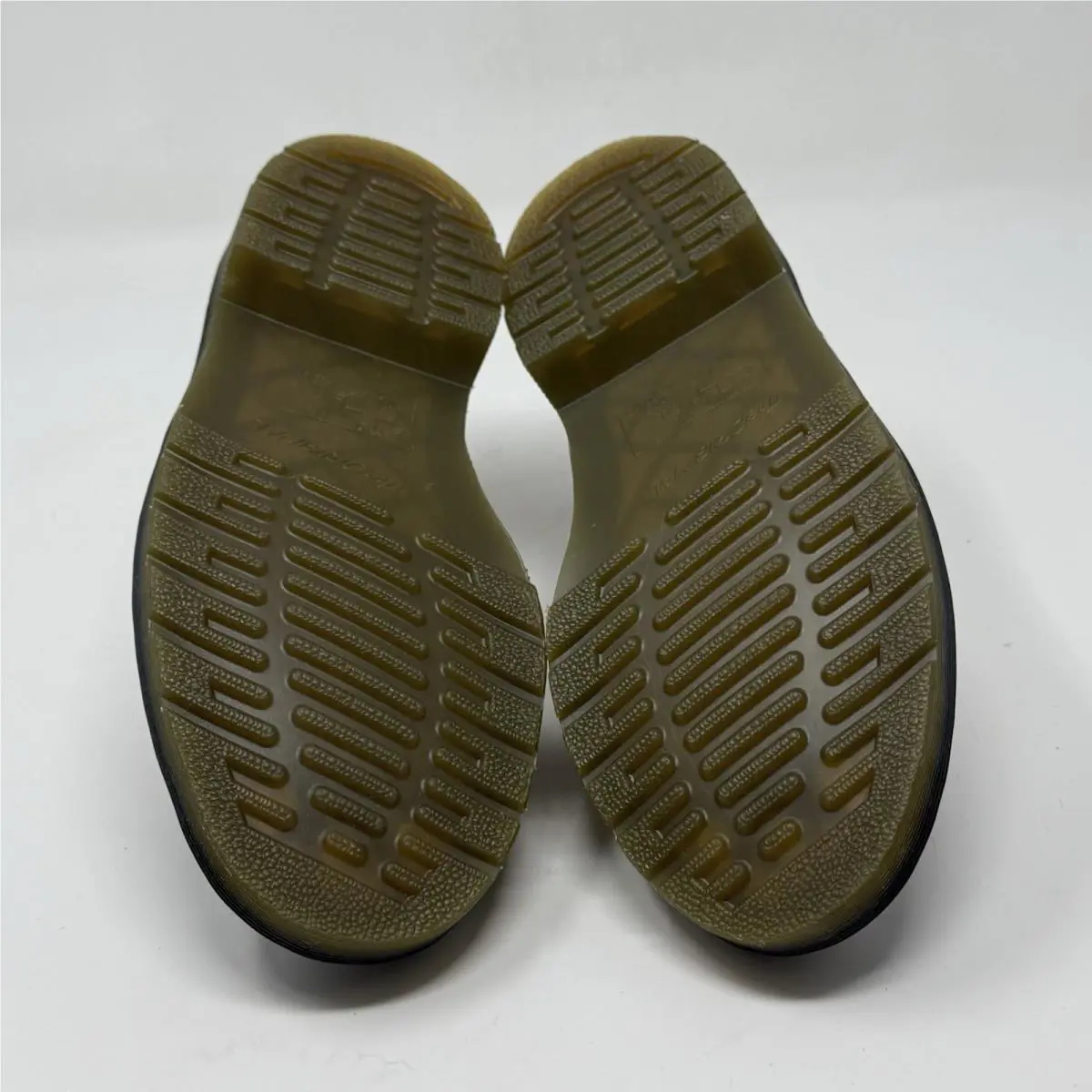 Dr. Martens shoes - Dr. Martens Lester - Martens Lester - Multicolor (UPC: 0883985666382) 15