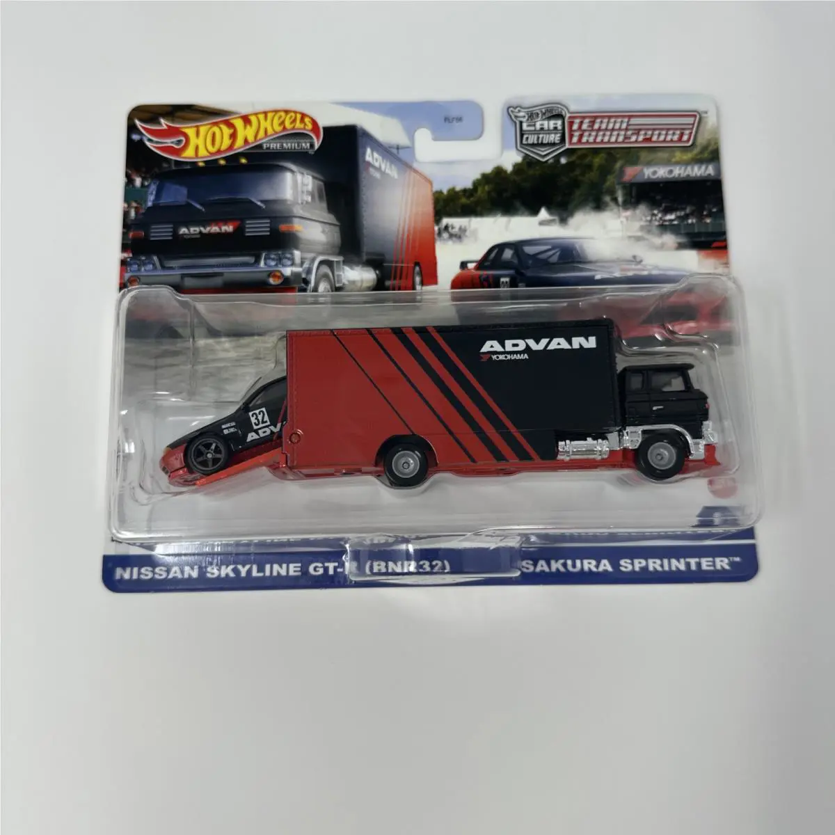 Hot Wheels Premium Team Transport Nissan Skyline Gt-r BNR32 Sakura Sprinter