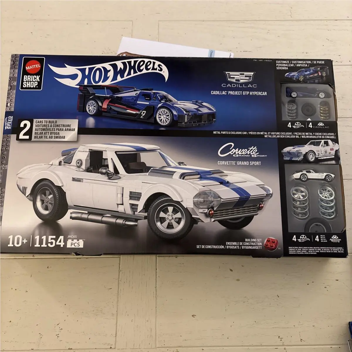 Hot Wheels Mattel Brick Shop 2 Car Building Set Corvette G.s. / Cadillac Gtp