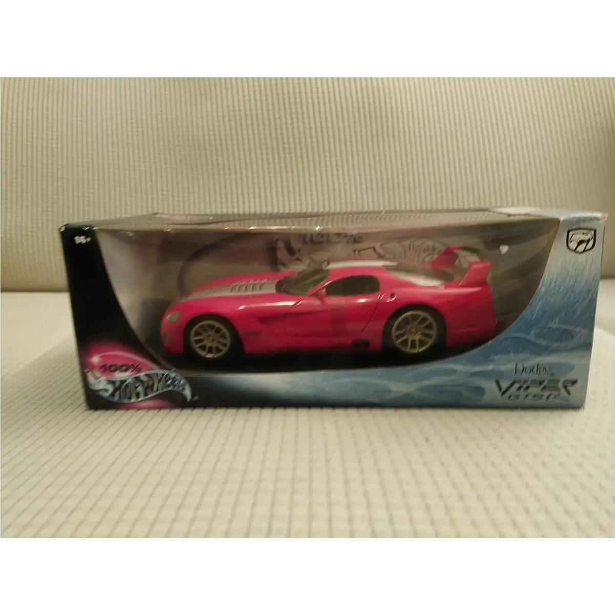 Dodge Viper Gts-r Hot Wheels 1:18 Red Silver Racing Stripes