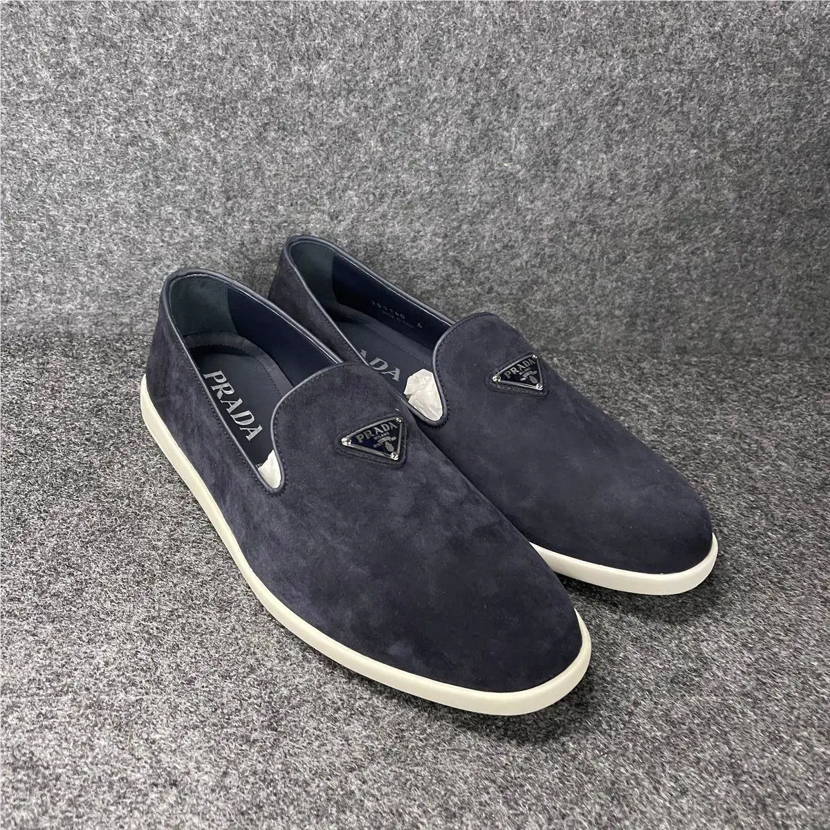 Prada Suede Calf Leather Slip-on Shoe Men`s Size 6 Navy
