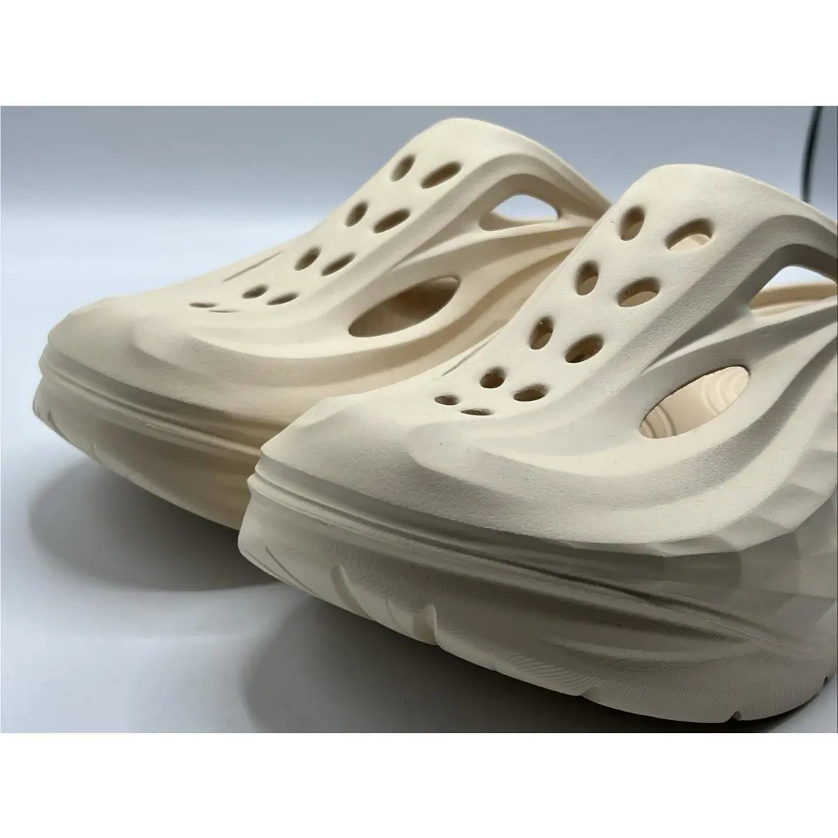 Hoka shoes - 1147951VLV - 1147951/VLV - Ivory (UPC: 197634122809) 1