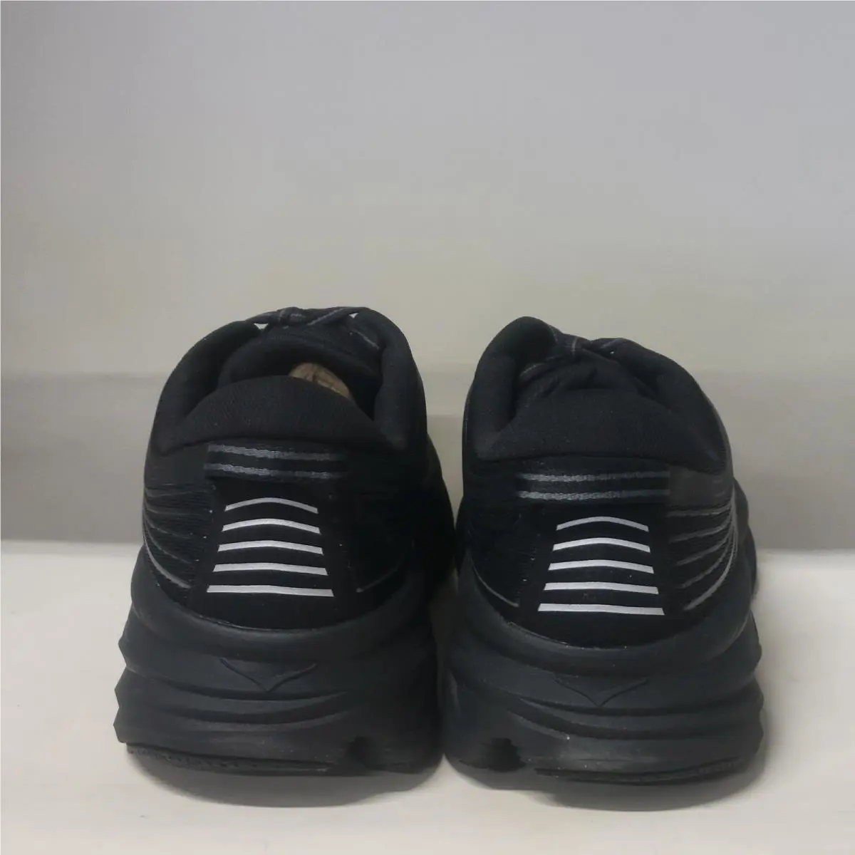 Hoka shoes - Hoka One One Bondi 7 - 1110518/BBLC - Black 3