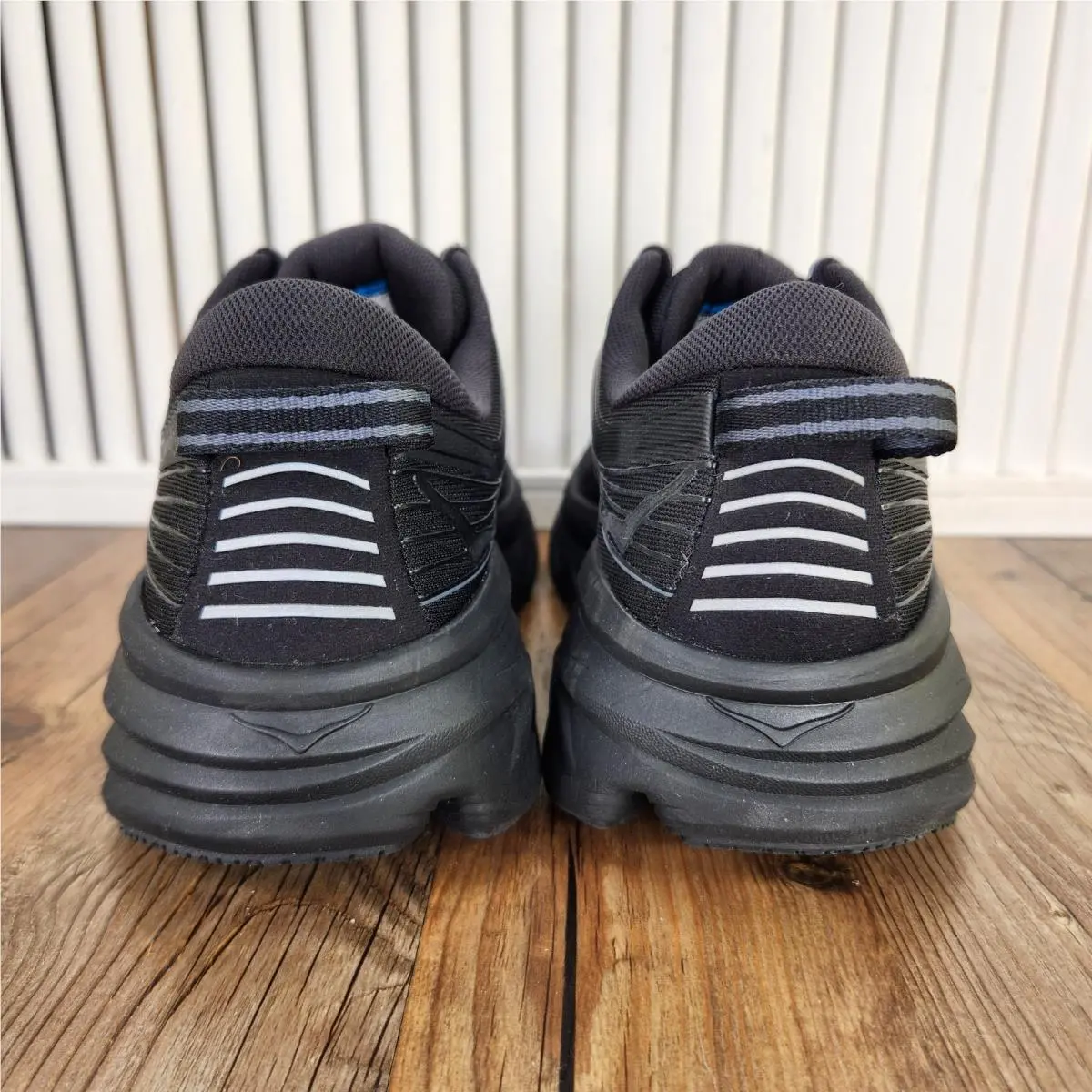 Hoka shoes - Hoka One One Bondi 7 - 1110518-BBLC - Black 3