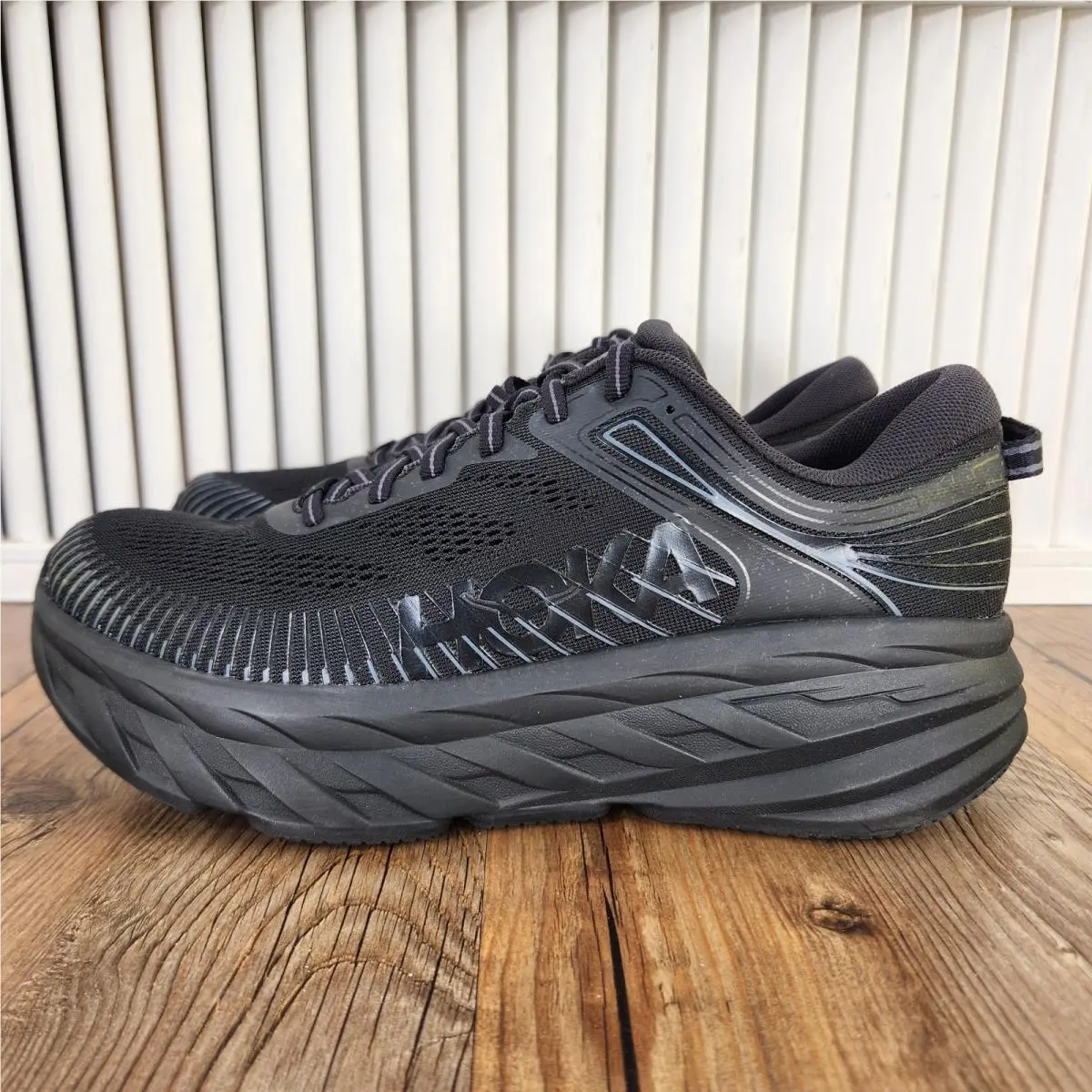 Hoka shoes - Hoka One One Bondi 7 - 1110518-BBLC - Black 2