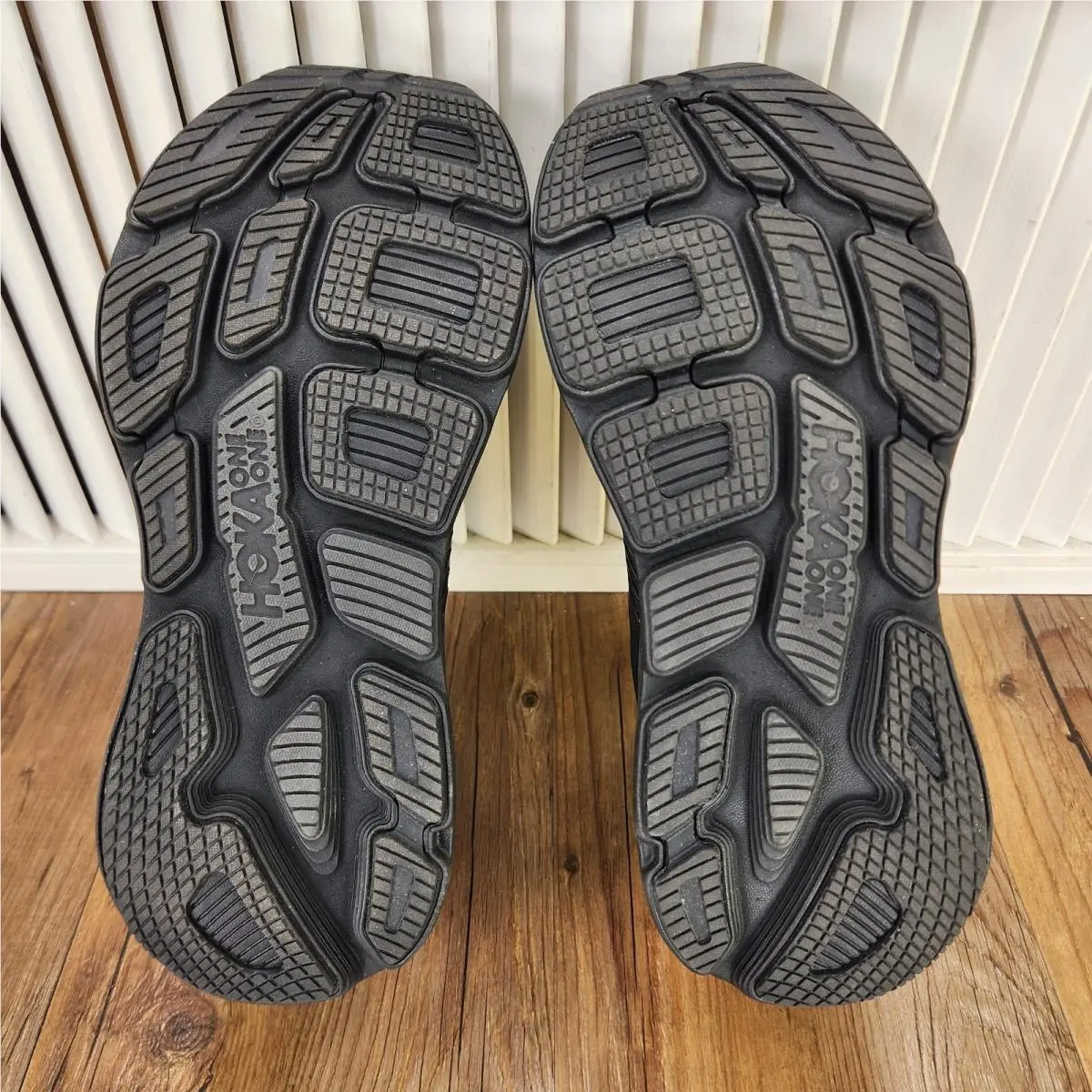 Hoka shoes - Hoka One One Bondi 7 - 1110518-BBLC - Black 6