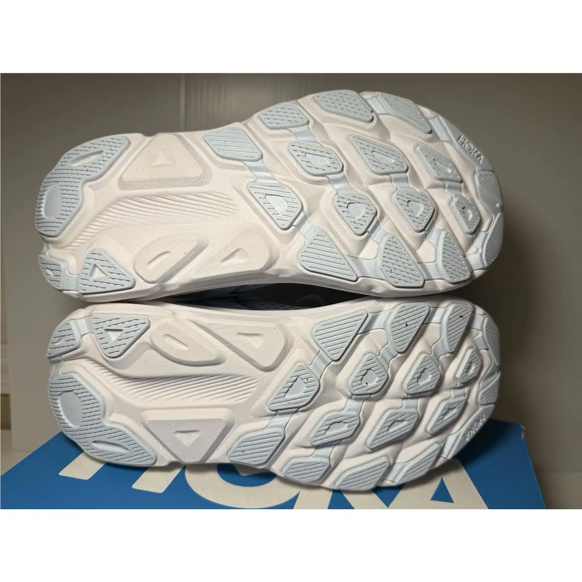 Hoka shoes - HOKA Clifton One9 Clear Lake - Blue 3
