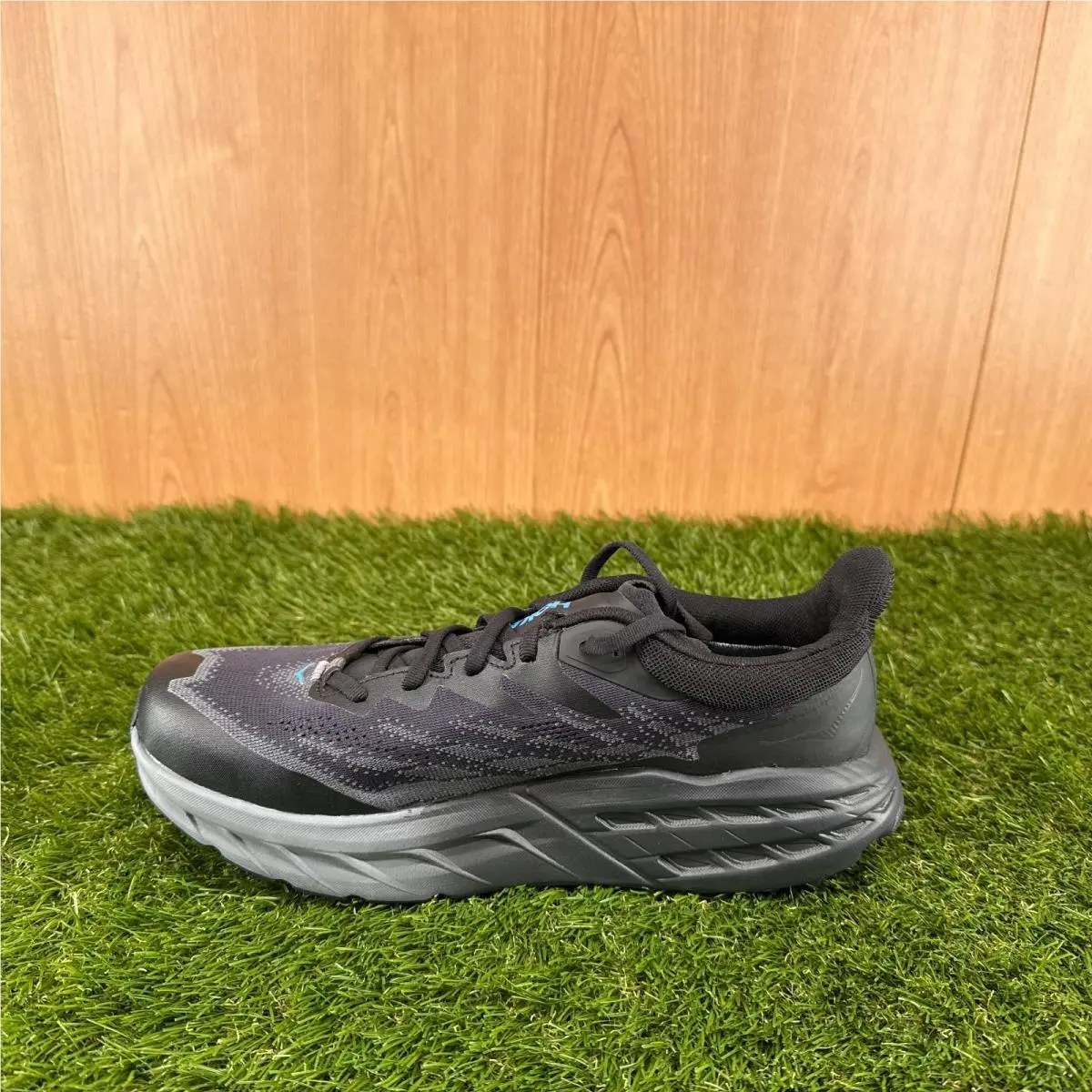 Hoka shoes - Hoka One One Speedgoat 5 - 1127912-BBLC - Black (UPC: 195719631581) 2