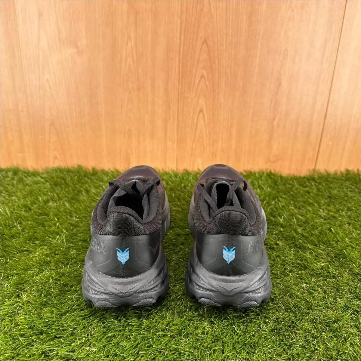 Hoka shoes - Hoka One One Speedgoat 5 - 1127912-BBLC - Black (UPC: 195719631581) 4