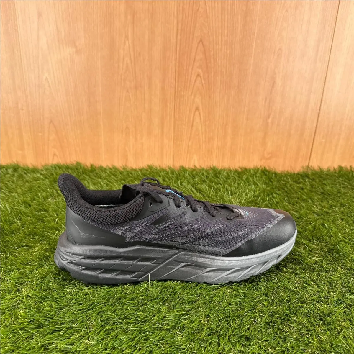 Hoka shoes - Hoka One One Speedgoat 5 - 1127912-BBLC - Black (UPC: 195719631581) 6