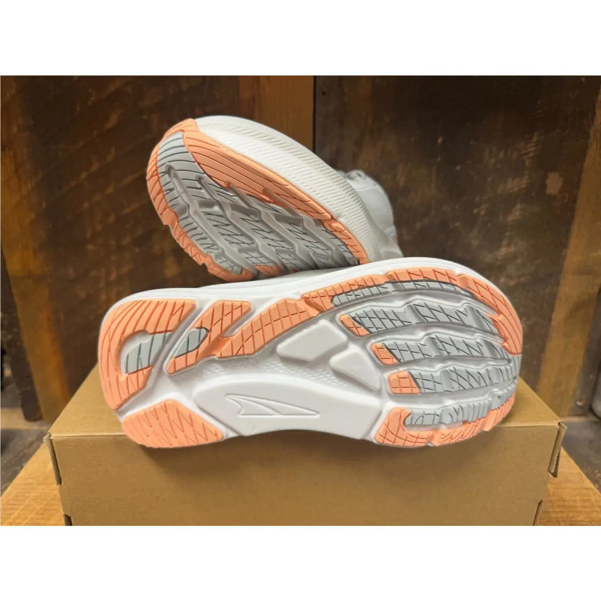 Altra shoes - Light Gray 1