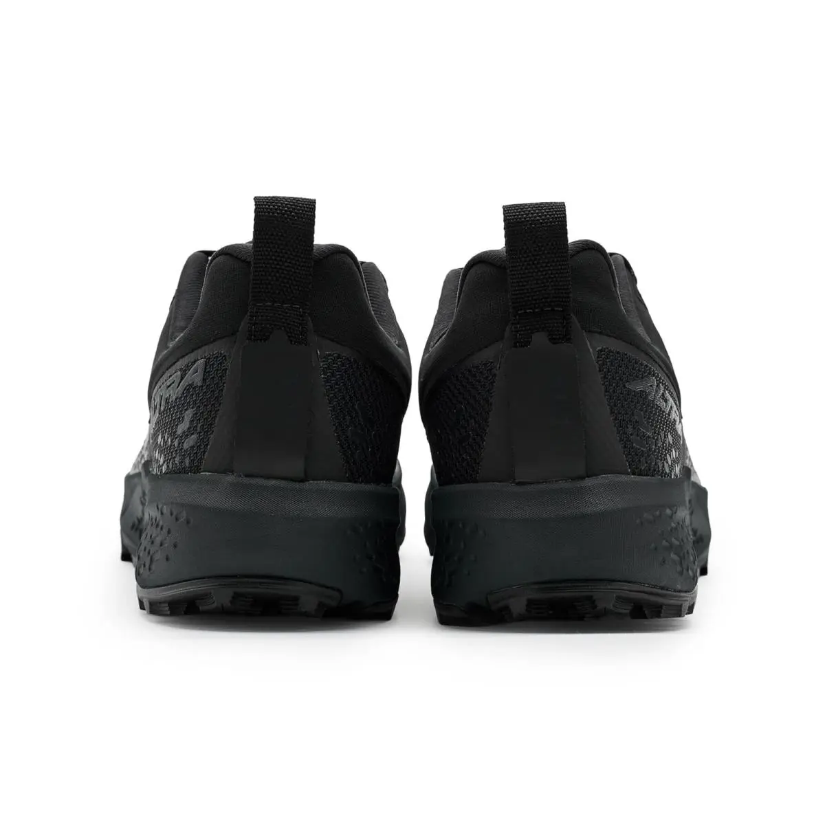 Altra shoes - Black/Black 5