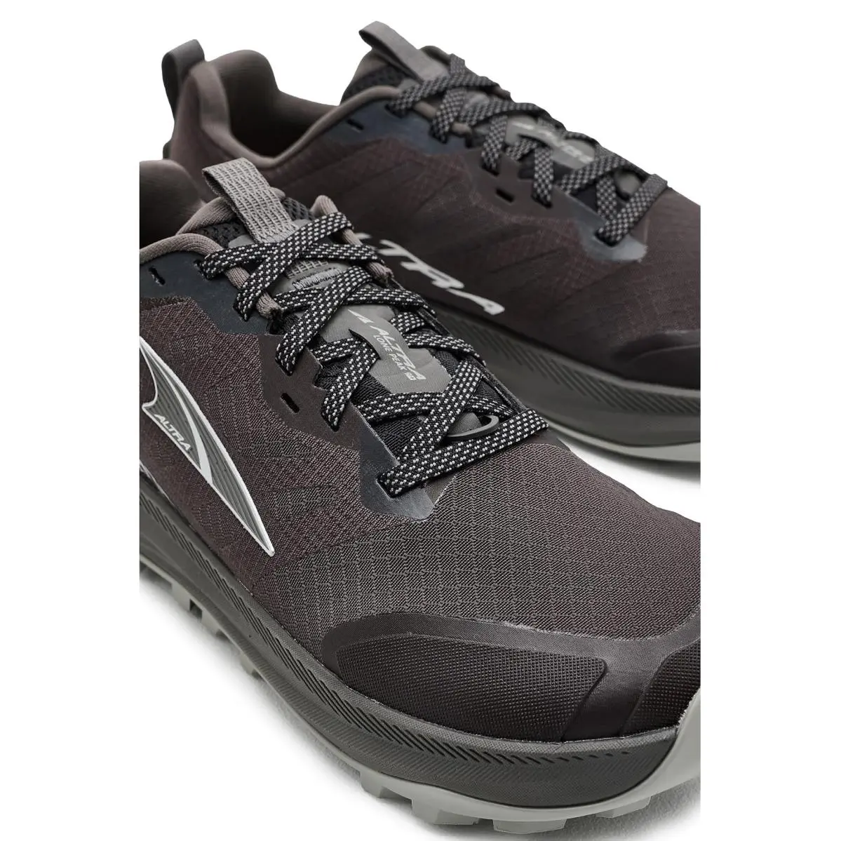 Altra shoes - Basalt 18