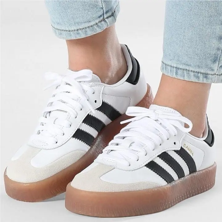 Adidas Original Sambae Sambae Women`s Athletic Shoe White Sneaker Trainer Footwear 349