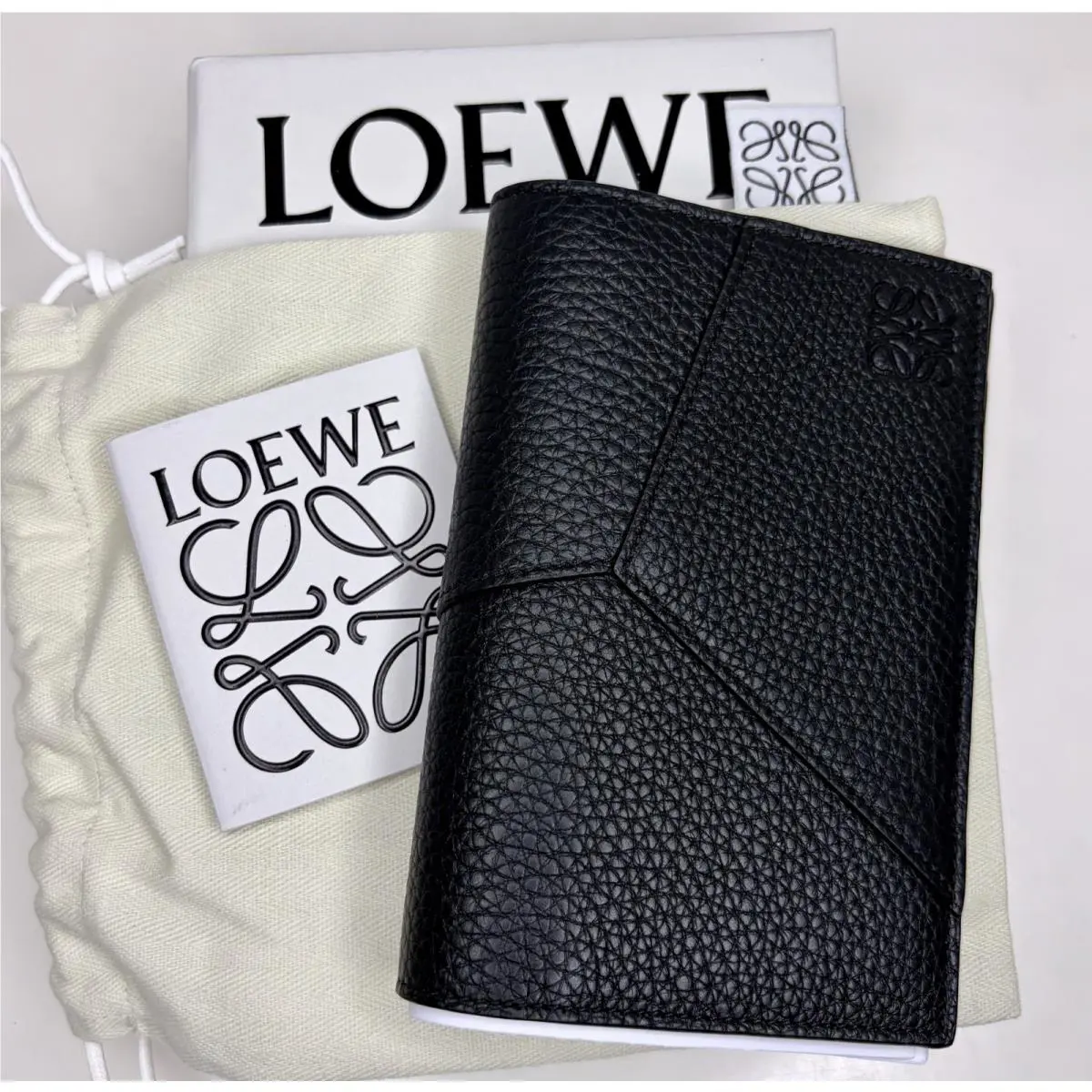 Loewe Puzzle Leather Passport Holder Wallet - - 32122