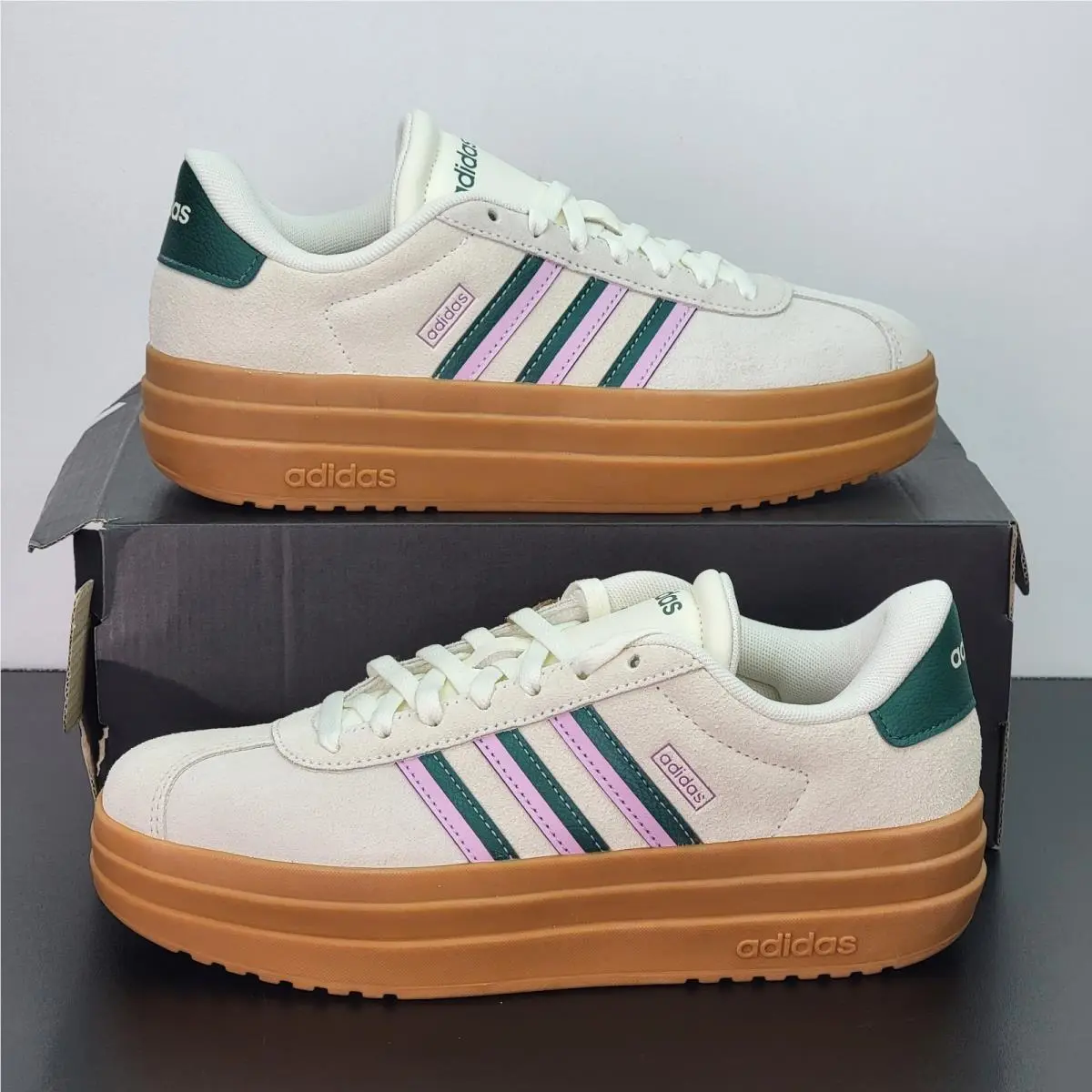 VL Court Bold Off White Green Platform Casual Shoe JI1788 Women`s Sz 9.5 by Adidas