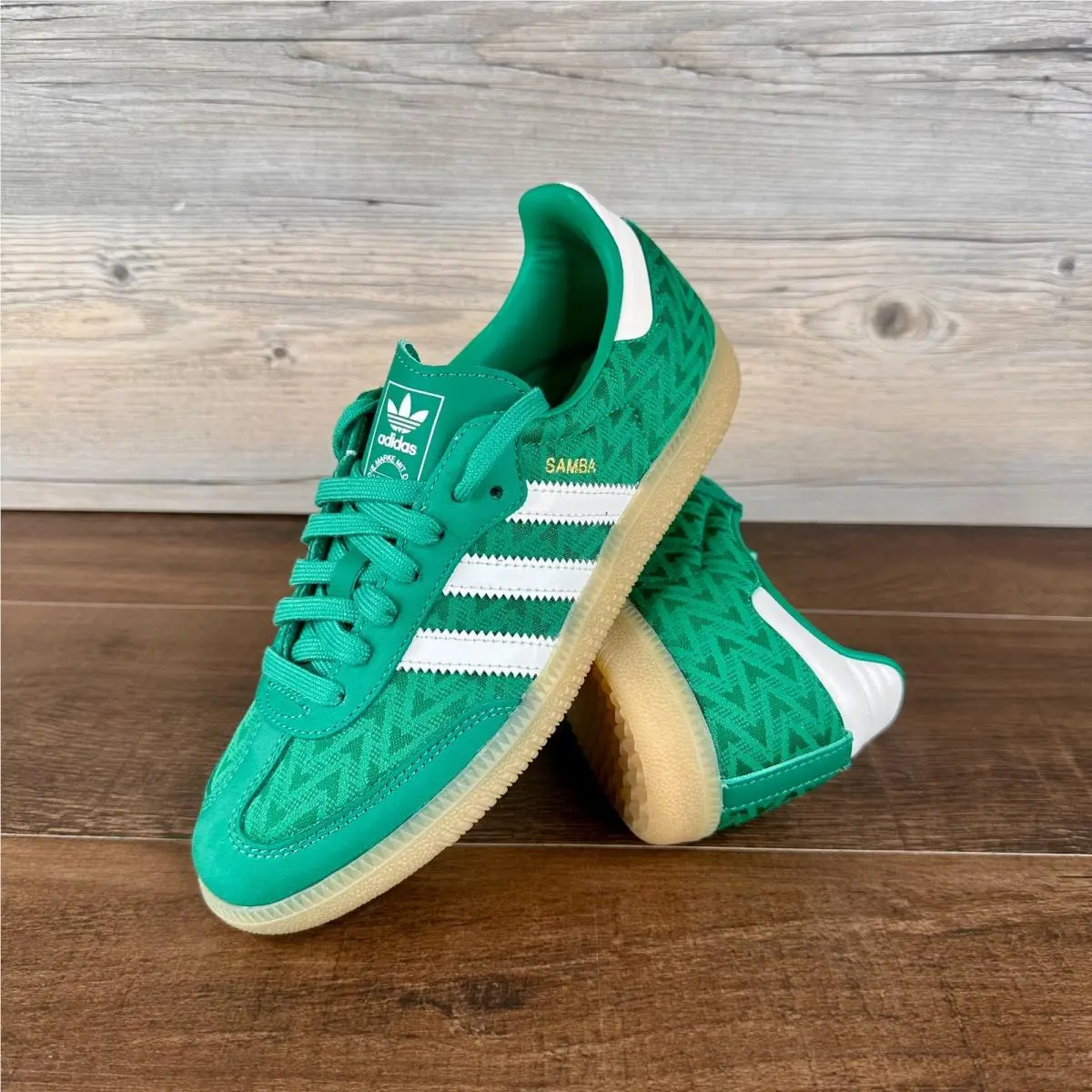 Adidas Samba Womens Size 6 Bold Green Off White Gold Metallic IH3976 - Green