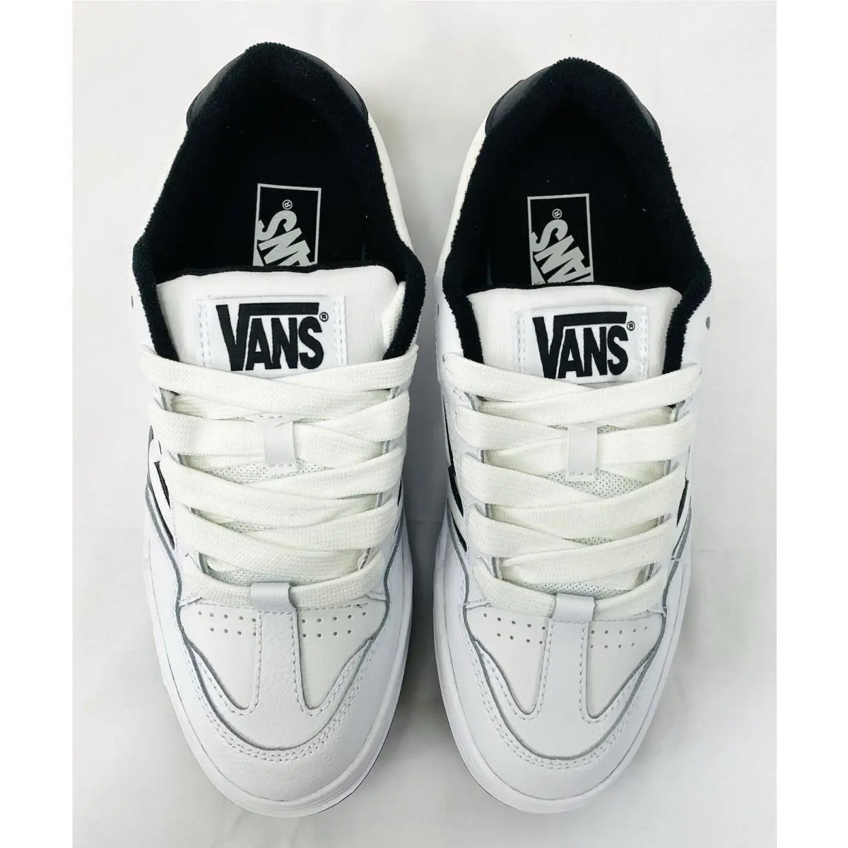 Vans shoes - VANS Upland - Upland - VN000D1HYB2 - White and Black (UPC: 197065691356) 0