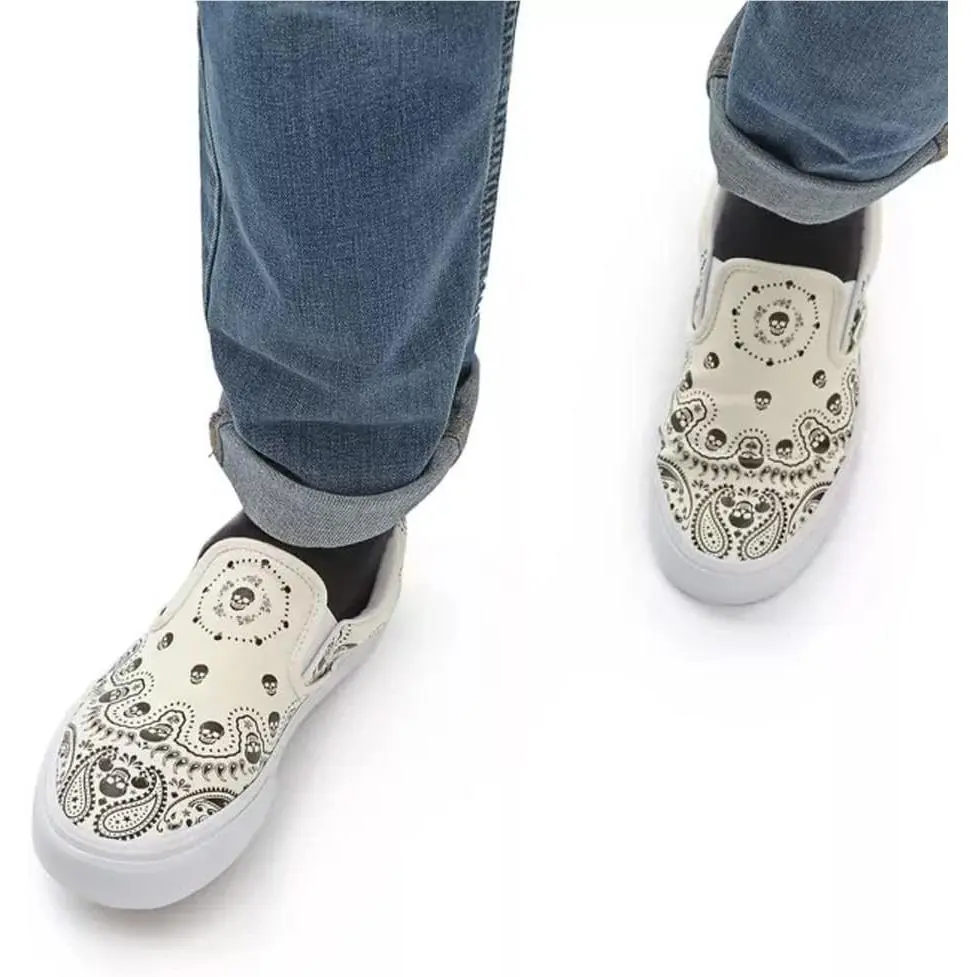 Vans shoes - VANS Classics - Classics - VN0A33TB42S - White 3