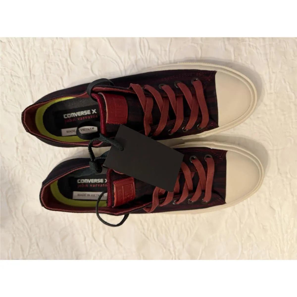 Converse shoes - Black 2