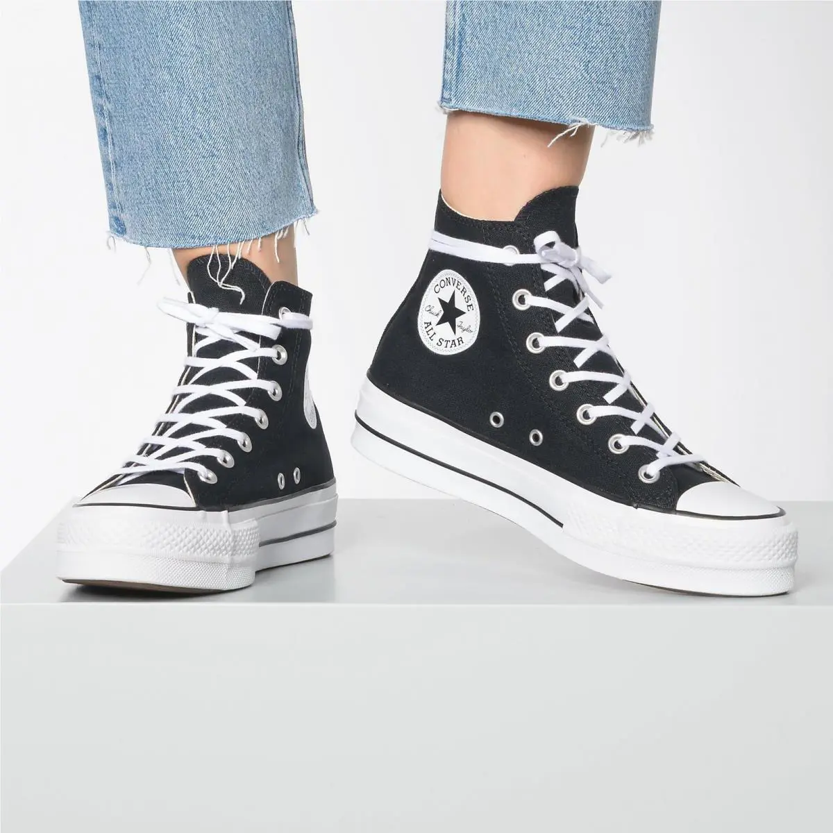 Converse shoes - 560845C-001-6 M US - Black/White/White (UPC: 888755504253) 1