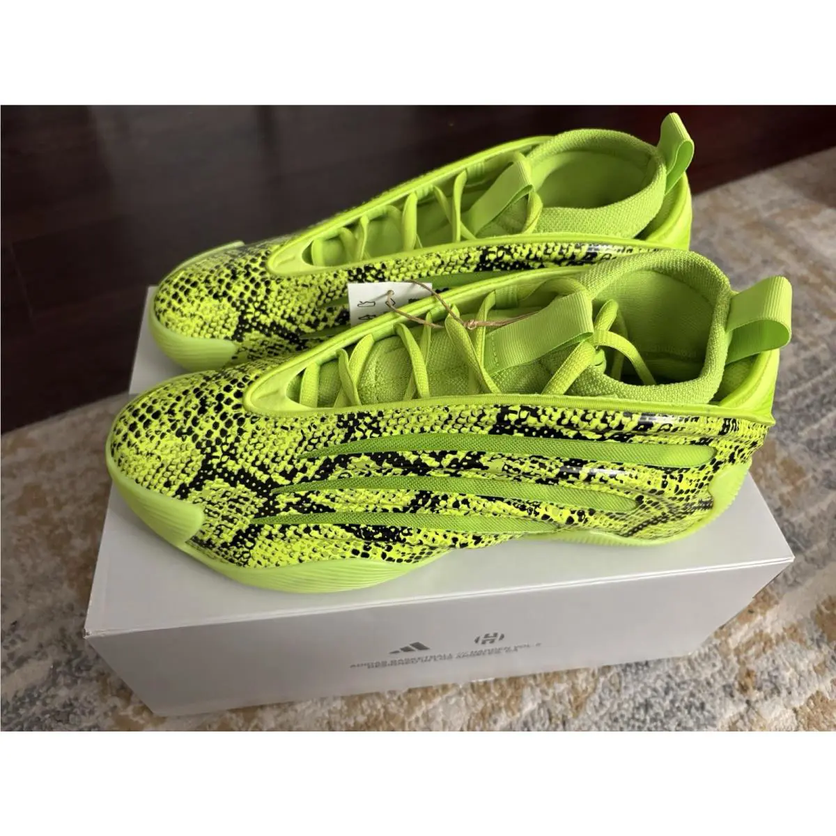 Adidas shoes - adidas - JR8289 - Solar Slime/Core Black/Solar Slime 4