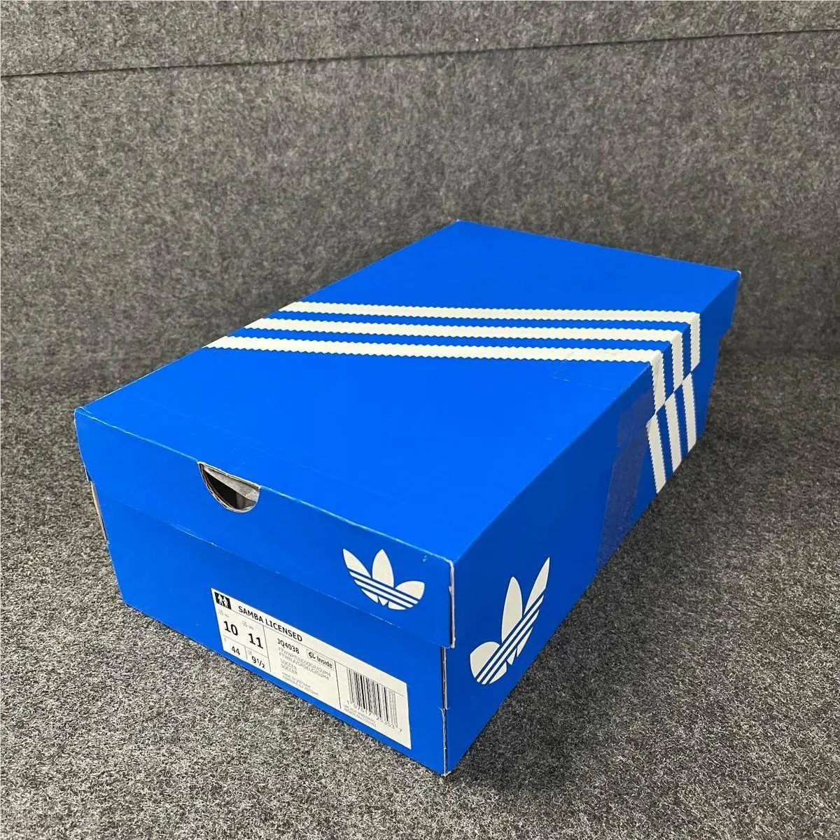 Adidas shoes - VS181934 - vs-181934 - White (UPC: 197617253537) 0