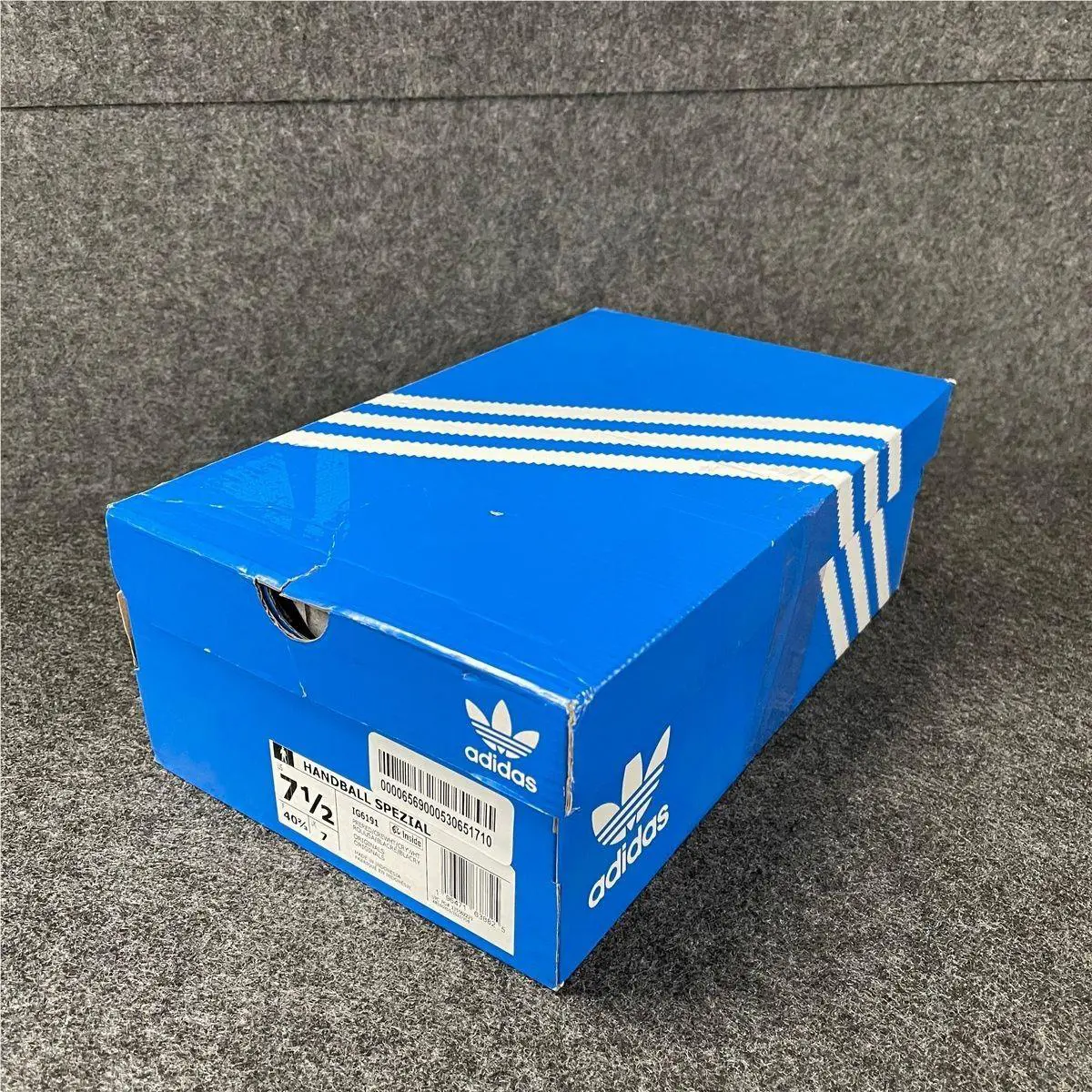 Adidas shoes - VS181331 - vs-181331 - Red (UPC: 196471638825) 4