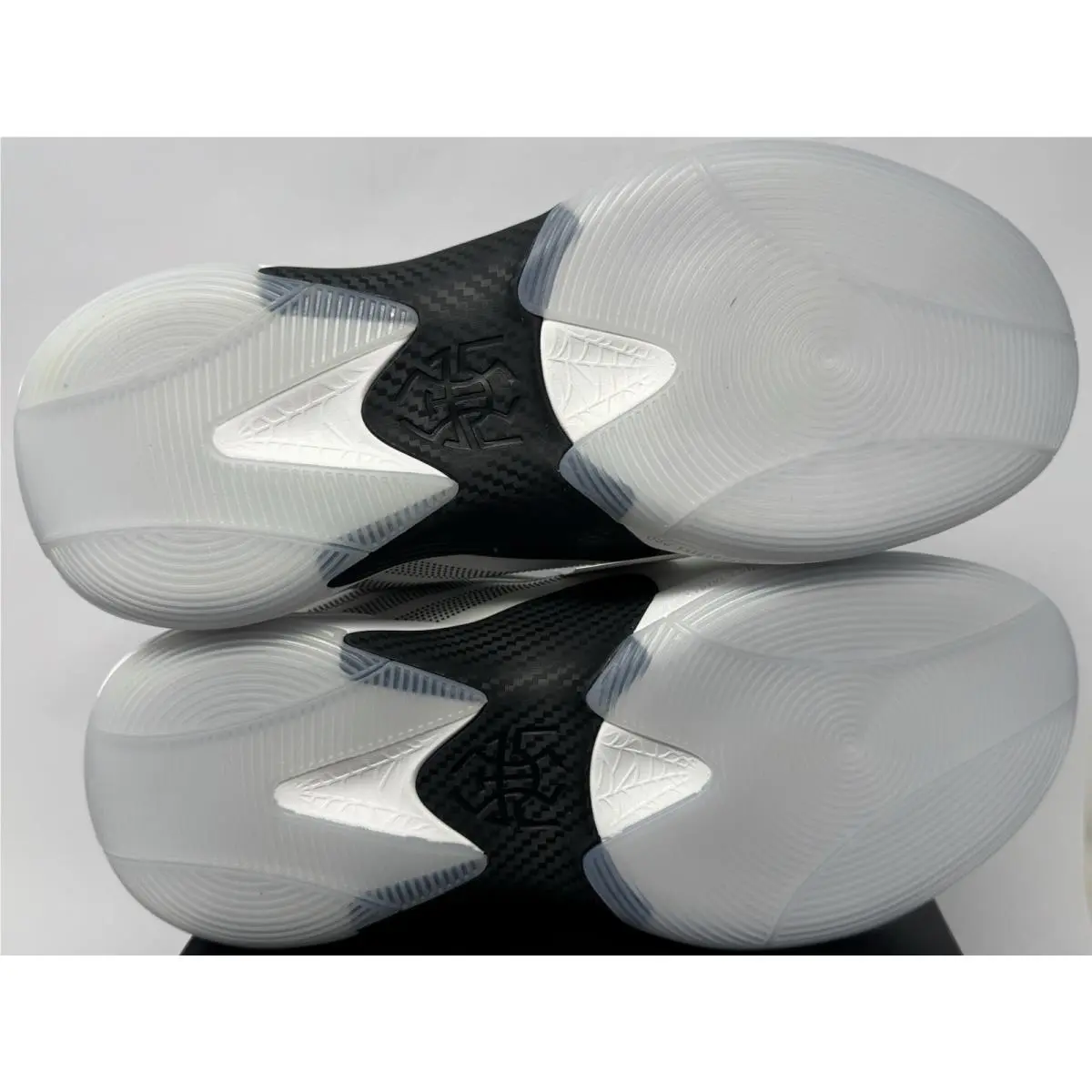 Adidas shoes - Adidas D.O.N. Issue #7 - Issue - JS1301 - White 3